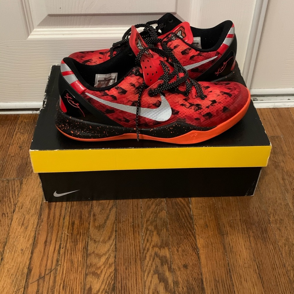 Kobe 8 Systems Challenge Red